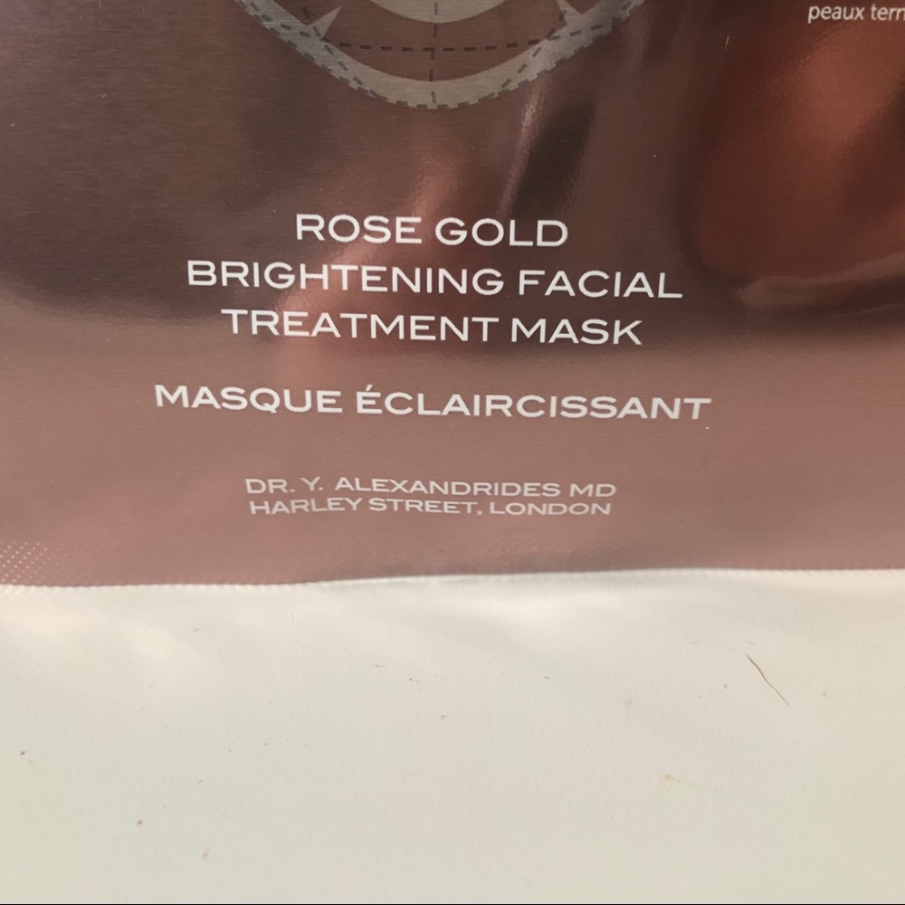 3/$15 111Skin St. London Rose Gold Treatment Mask - Picture 3 of 7